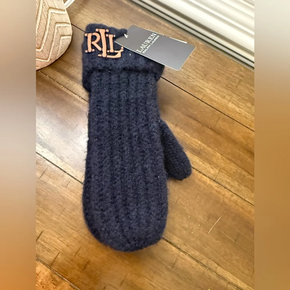 NWT Lauren Ralph Lauren Navy Ribbed Knit Mittens with Leather Logo Patch